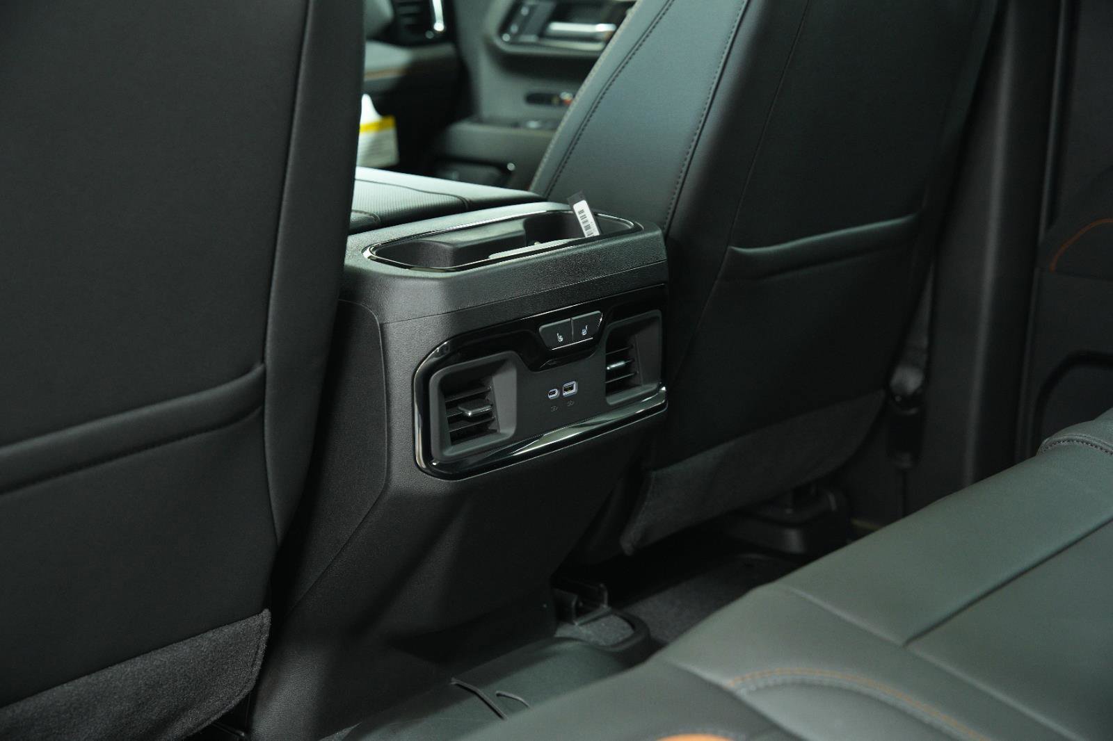 New 2026 GMC Sierra 1500 AT4 w/ AT4 Premium Package AWD/4WD image 21