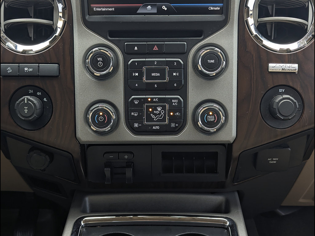 Used 2014 Ford F250 Lariat w/ Lariat Interior Package AWD/4WD image 32