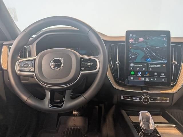 Used 2026 Volvo XC60 B5 Plus w/ Climate Package image 15