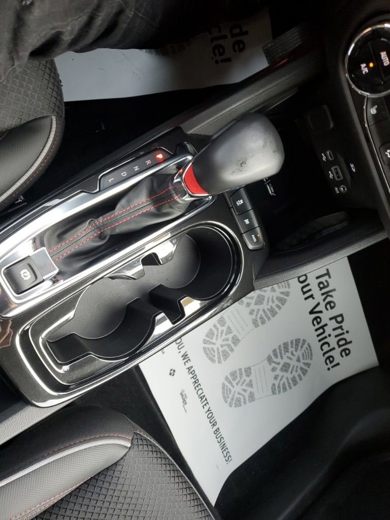 Used 2023 Chevrolet TrailBlazer RS w/ Sun and Liftgate Package image 18