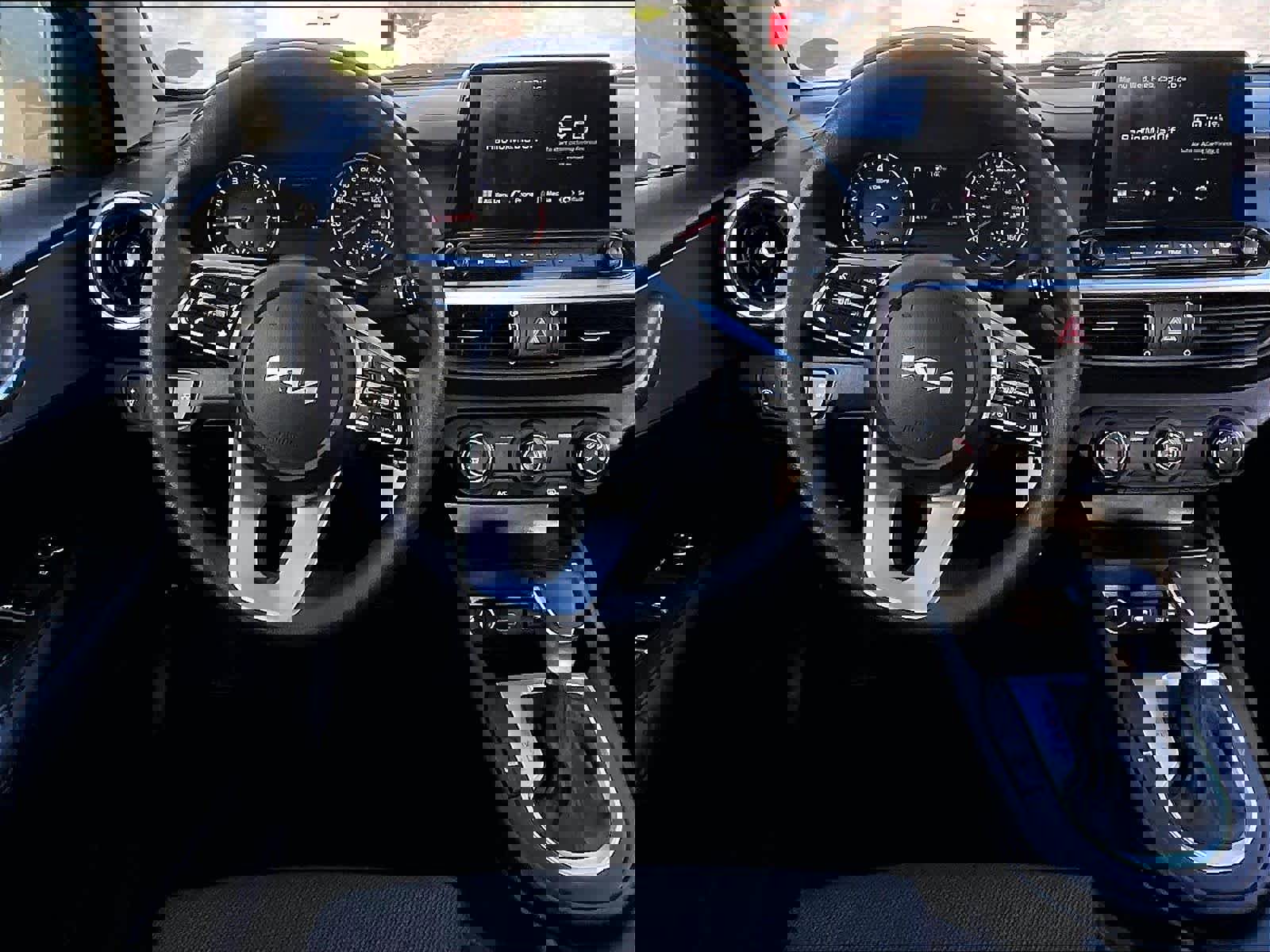 Used 2023 Kia Forte LXS w/ LXS Technology Package image 17