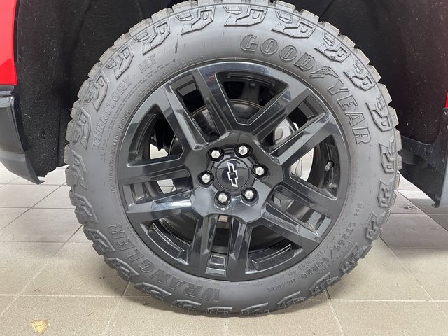 Used 2021 Chevrolet Silverado 1500 LT Trail Boss w/ Convenience Package II image 7