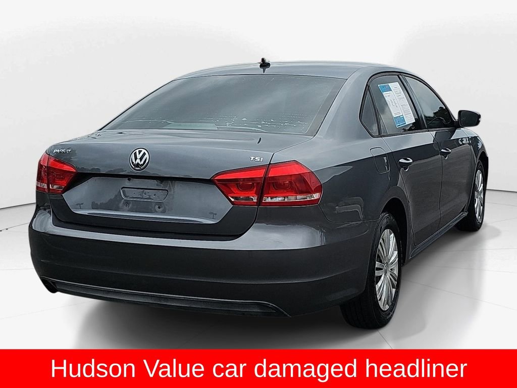 Used 2014 Volkswagen Passat 1.8T S FWD image 4