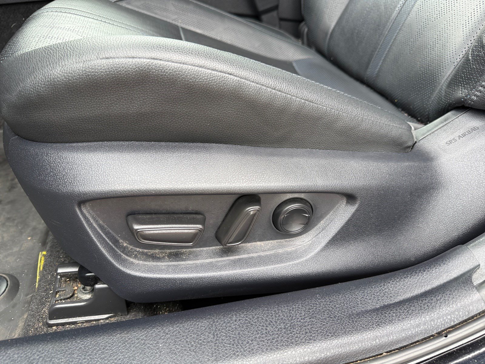 Used 2025 Toyota Camry XSE FWD image 14