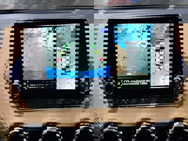 New 2025 Nissan Sentra SV w/ SV Premium Package image 17