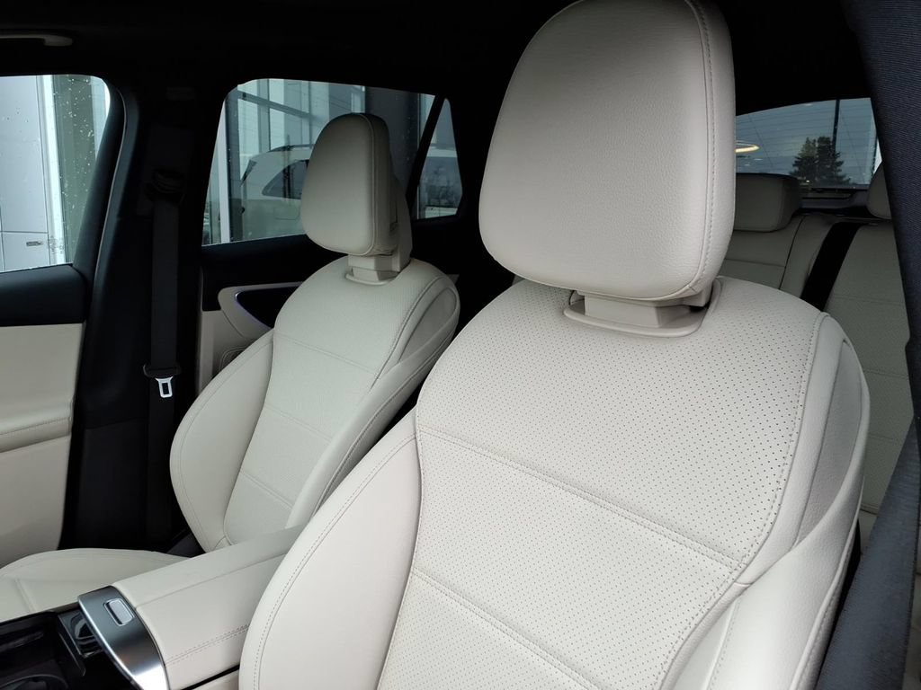New 2026 Mercedes-Benz GLC 300 4MATIC image 13