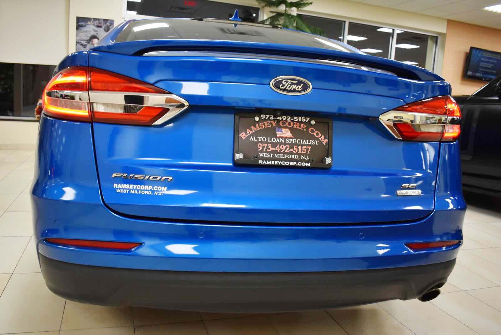 Used 2020 Ford Fusion SE w/ Equipment Group 151A FWD image 47