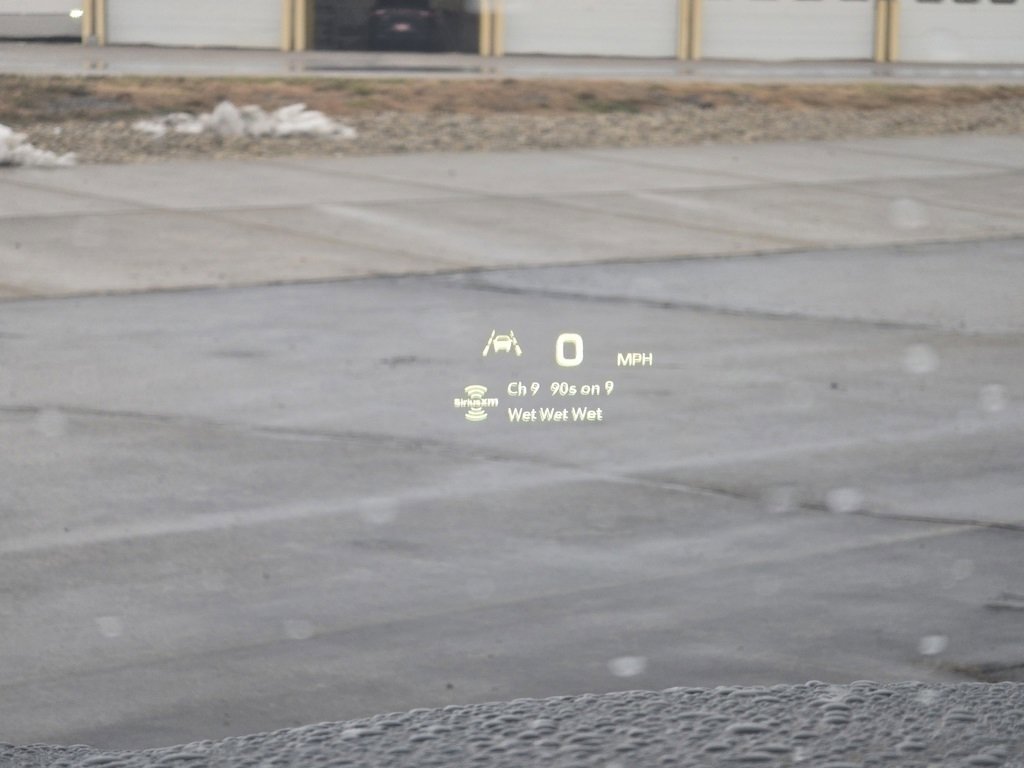 Used 2024 Buick Enclave Avenir image 19