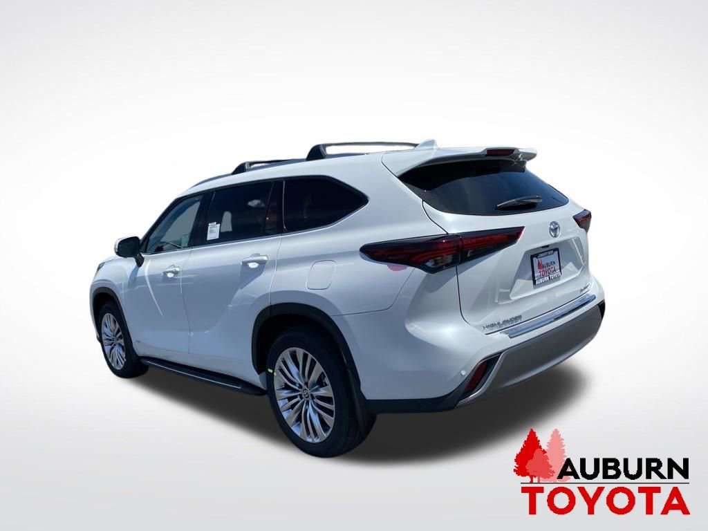New 2026 Toyota Highlander Platinum AWD/4WD image 4