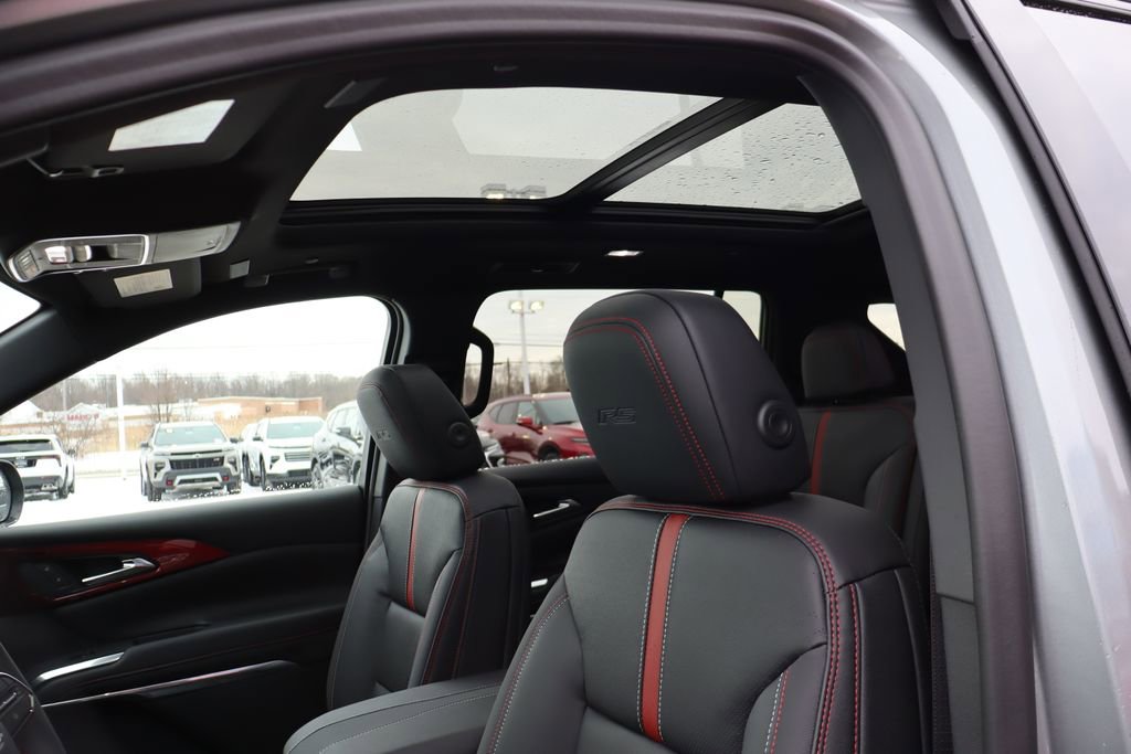 New 2026 Chevrolet Traverse RS image 30