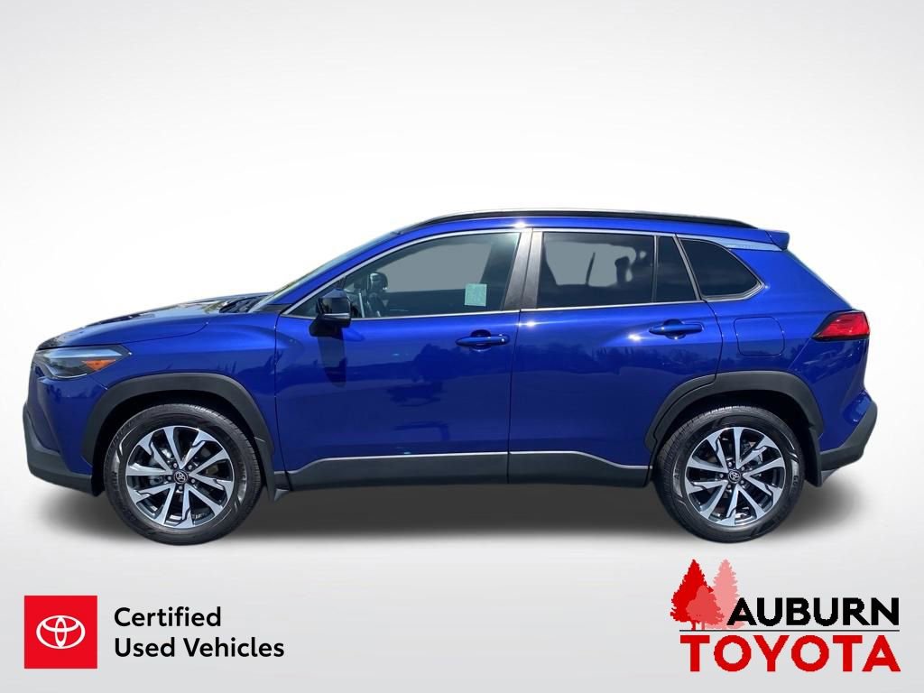 Certified 2025 Toyota Corolla Cross XLE w/ Convenience Package FWD image 5