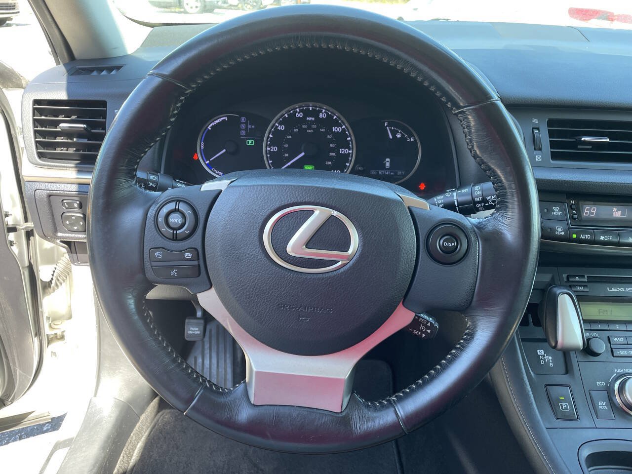 Used 2015 Lexus CT 200h FWD image 15
