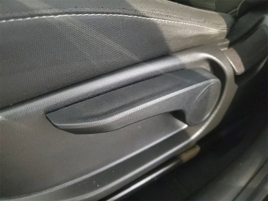 Used 2022 Kia Sorento LX image 16