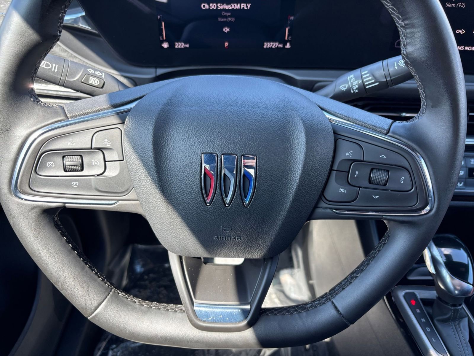 Used 2025 Buick Envista Sport Touring FWD image 28