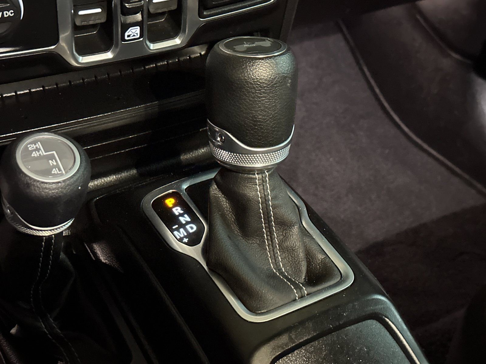 Certified 2020 Jeep Wrangler Unlimited Sahara w/ Safety Group image 20