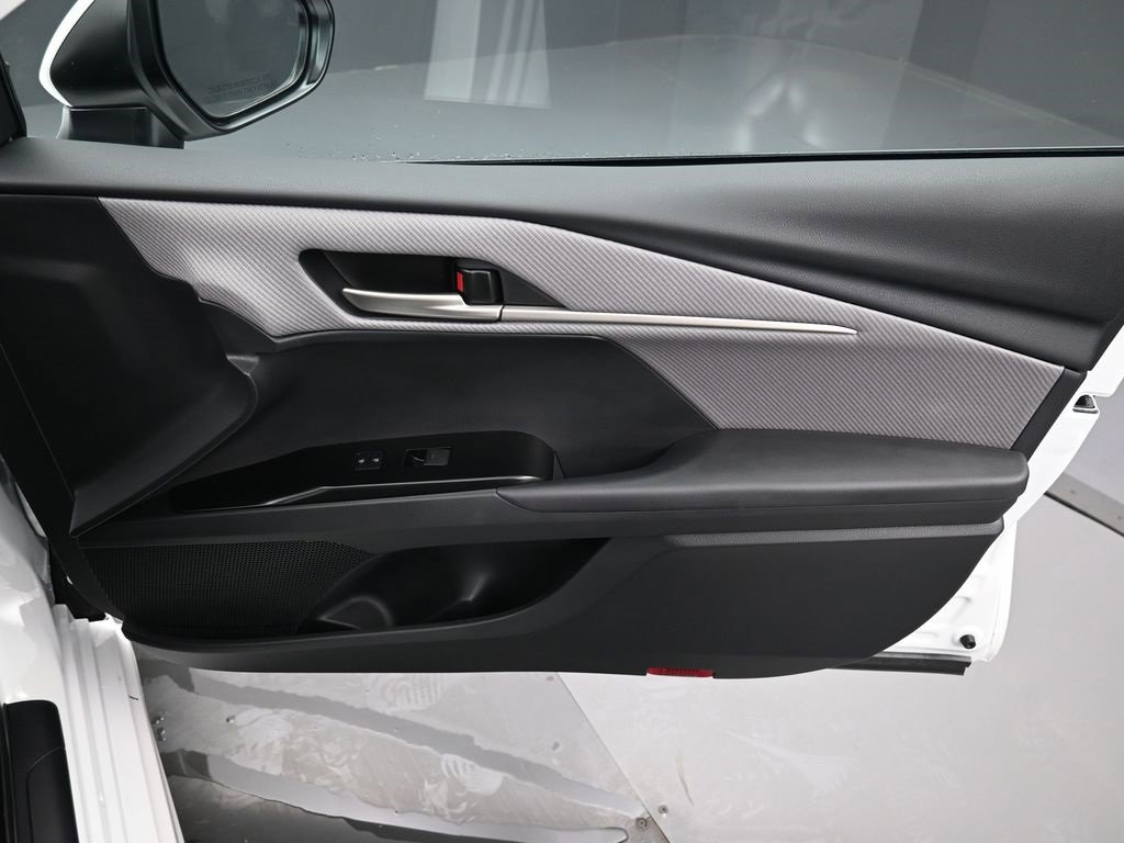 Certified 2025 Toyota Camry SE image 33