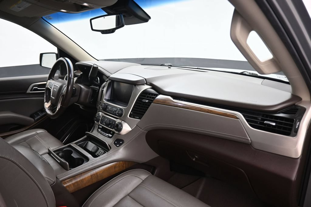 Used 2019 GMC Yukon Denali w/ Open Road Package AWD/4WD image 57