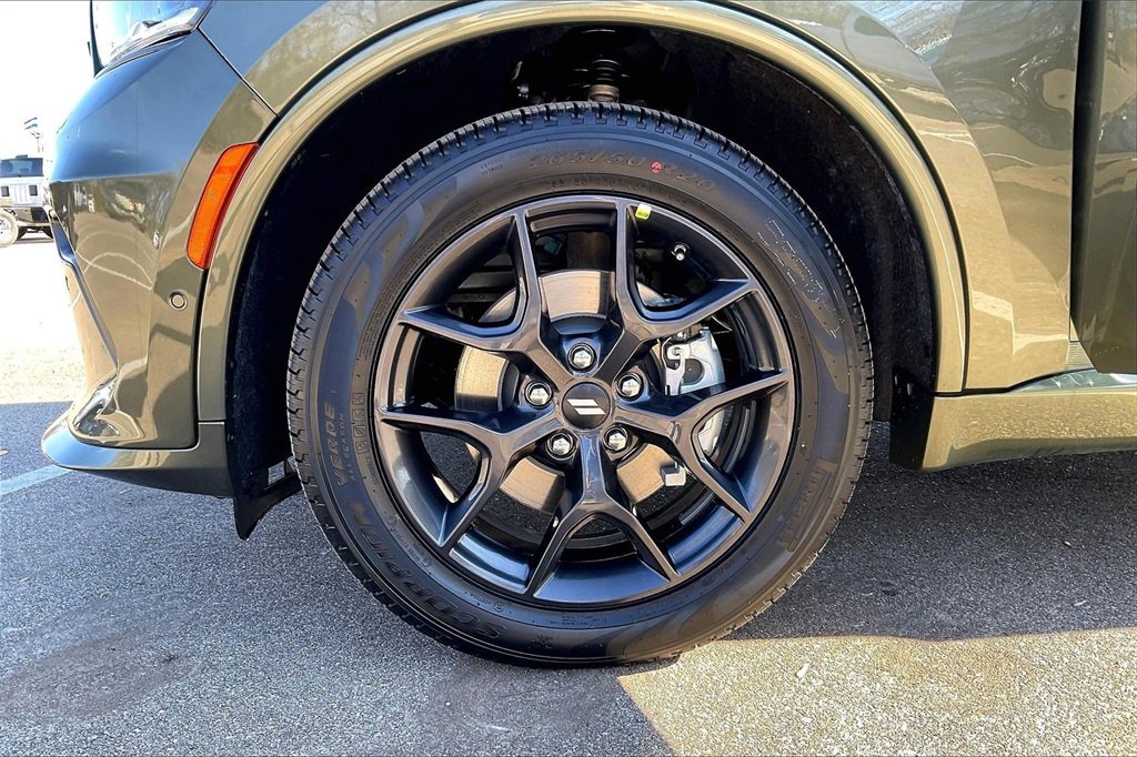 New 2026 Dodge Durango GT image 12