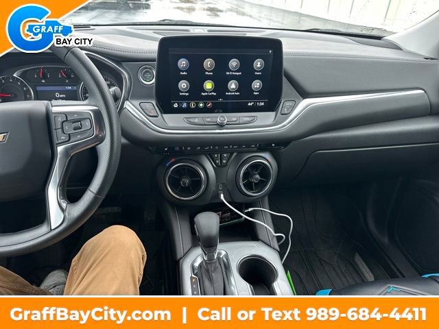 Used 2025 Chevrolet Blazer LT w/ Midnight/Sport Edition image 17