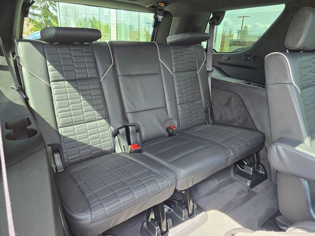 Certified 2023 Cadillac Escalade Sport Platinum w/ Heavy-Duty Trailer Package image 14