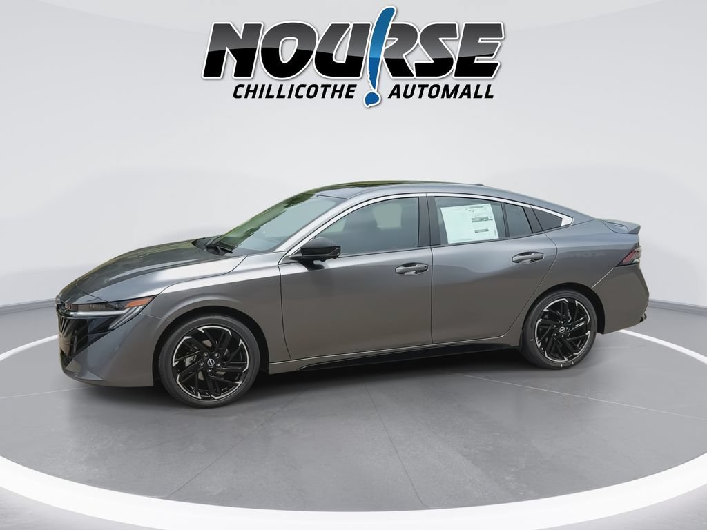 New 2026 Nissan Sentra SR w/ SR Premium Package FWD image 4