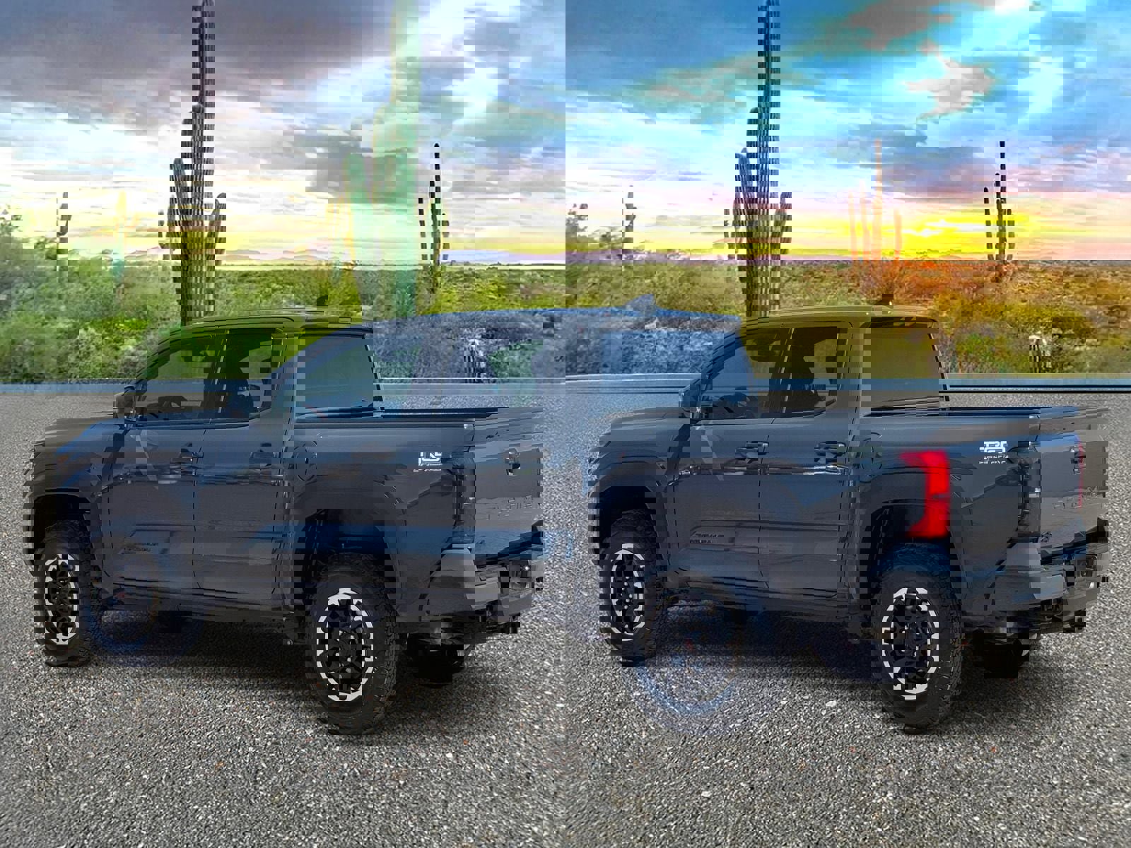 Used 2025 Toyota Tacoma TRD Off-Road AWD/4WD image 4