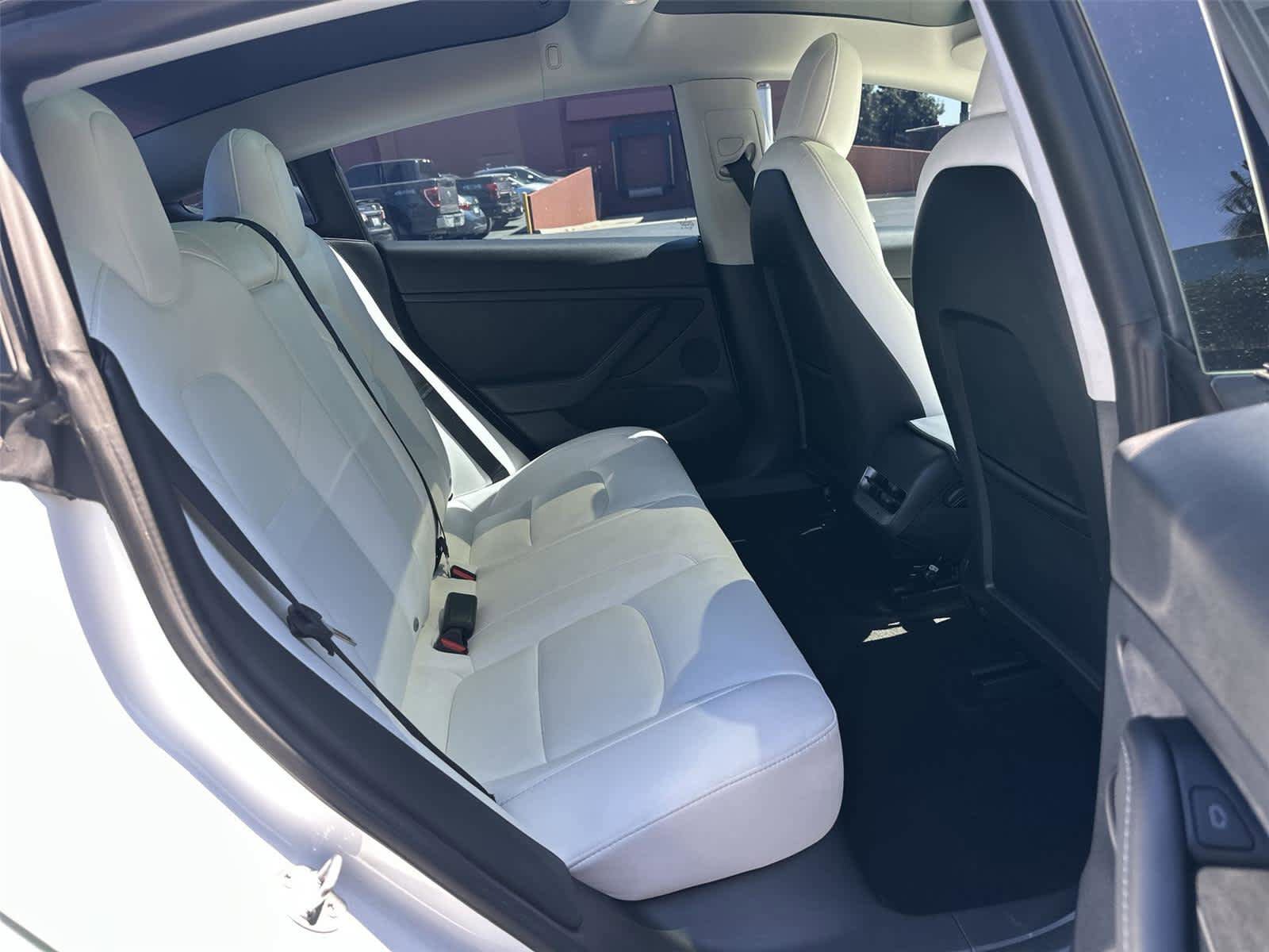 Used 2022 Tesla Model 3 Long Range image 13