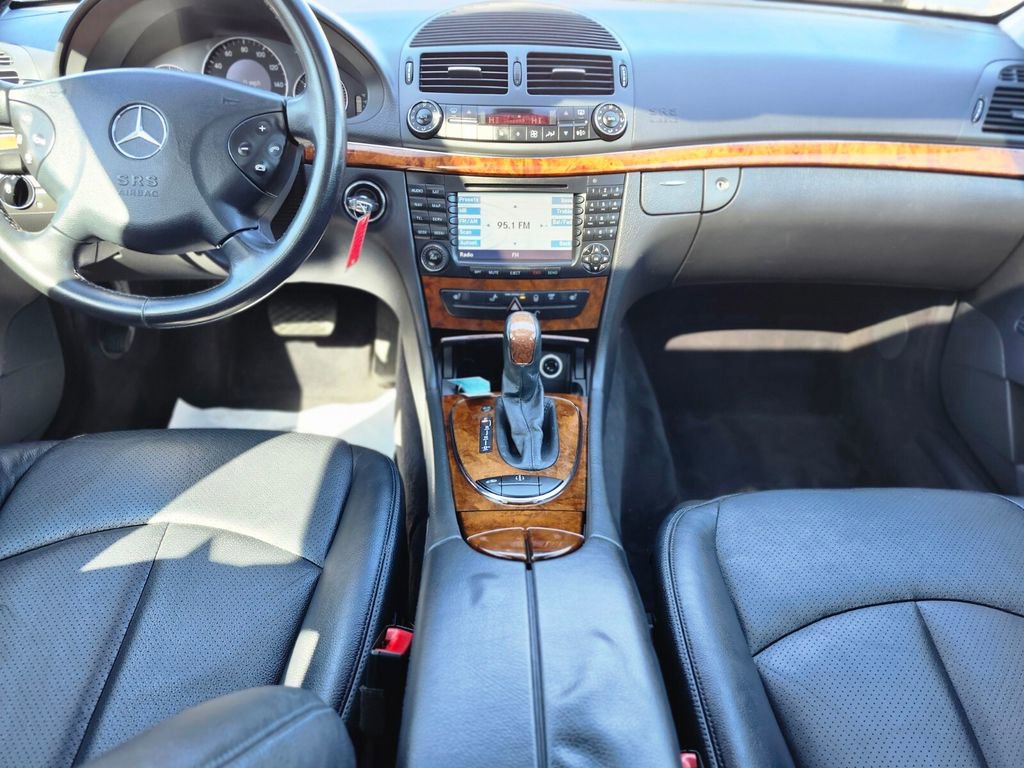 Used 2004 Mercedes-Benz E 500 4MATIC Sedan image 14