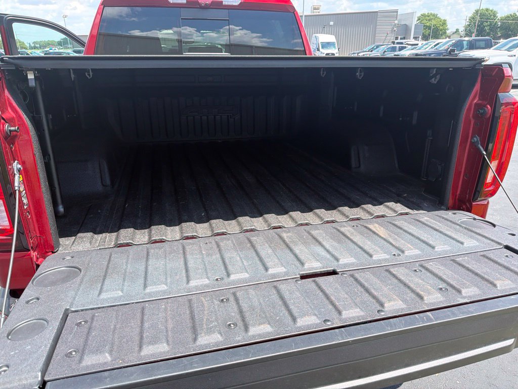 Used 2022 GMC Sierra 1500 AT4 w/ AT4 Premium Package AWD/4WD image 16