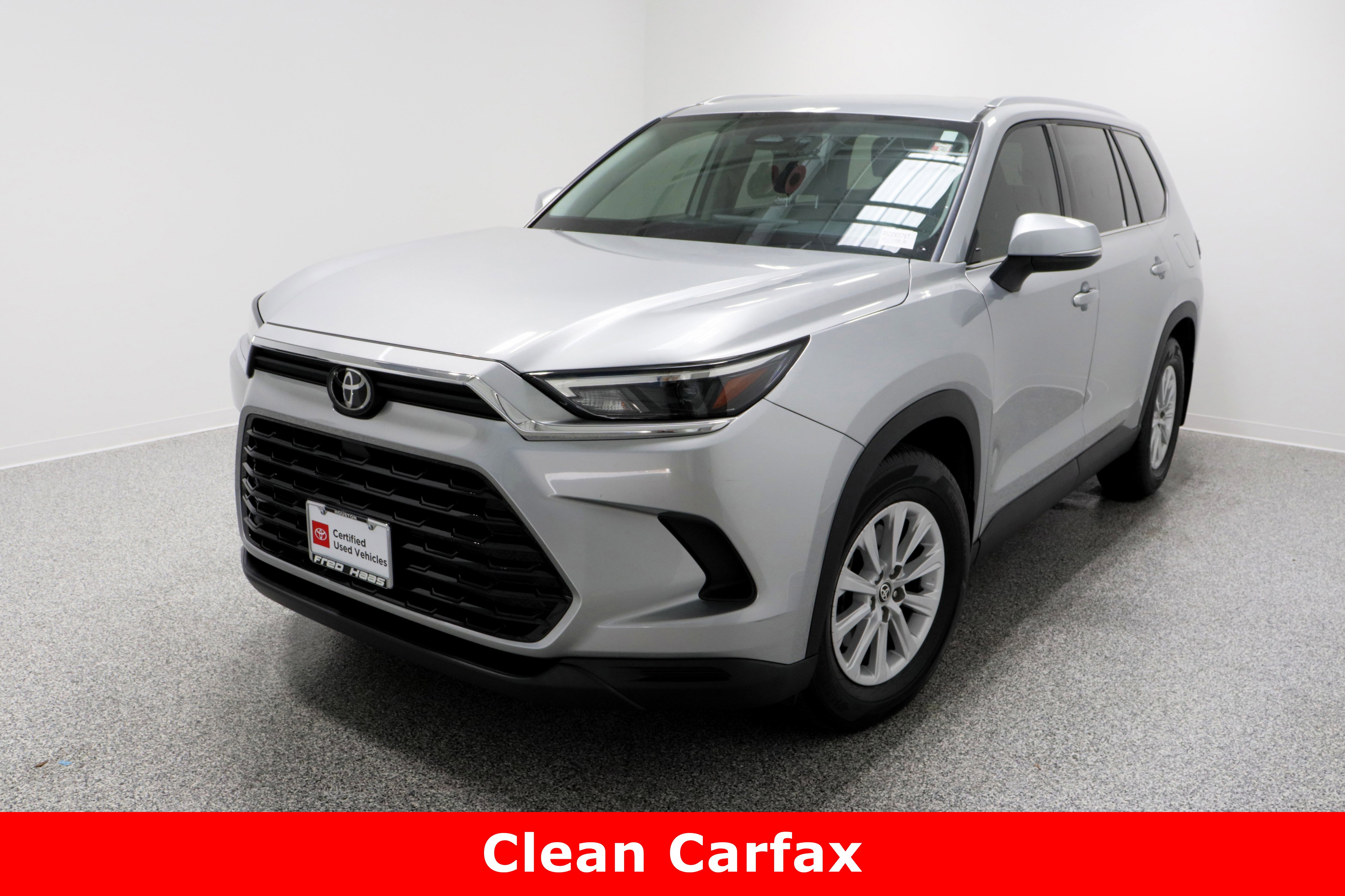 Certified 2024 Toyota Grand Highlander XLE image 2