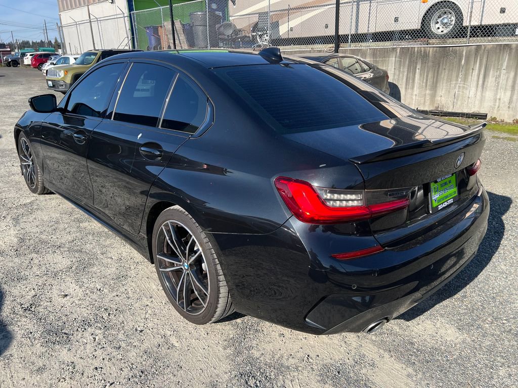 Used 2020 BMW 330i Sedan w/ M Sport Package RWD video 2