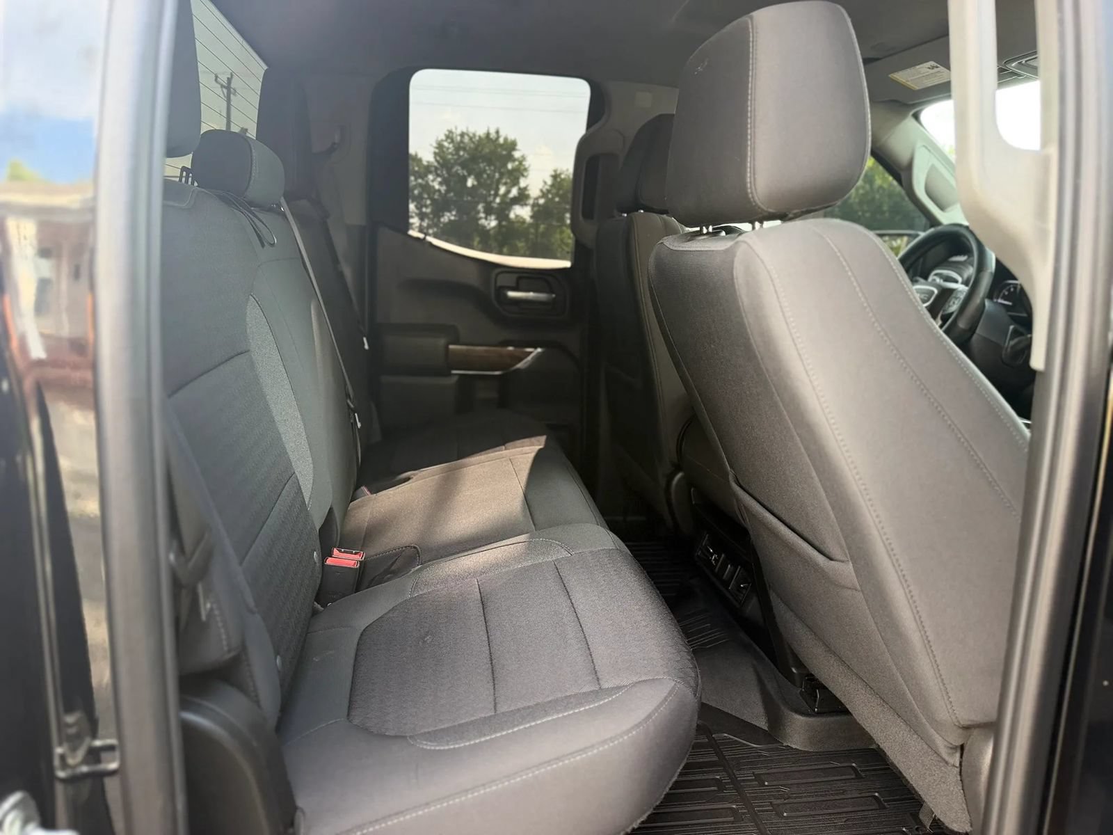 Used 2022 GMC Sierra 1500 SLE AWD/4WD image 13