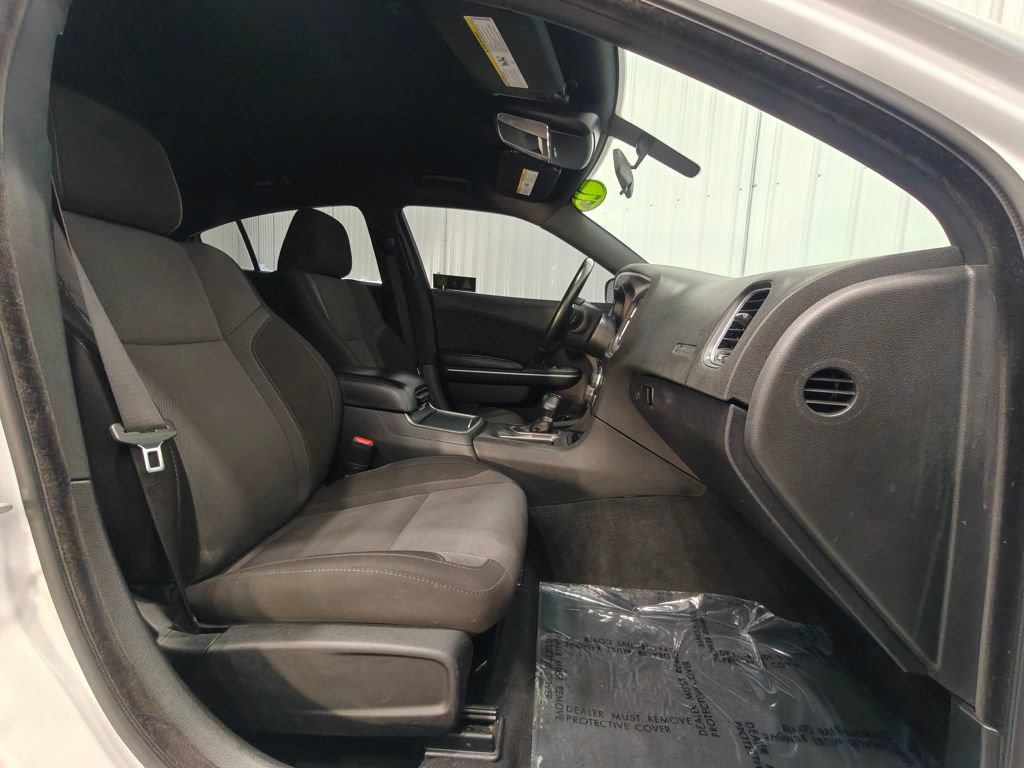 Used 2022 Dodge Charger SXT RWD image 21