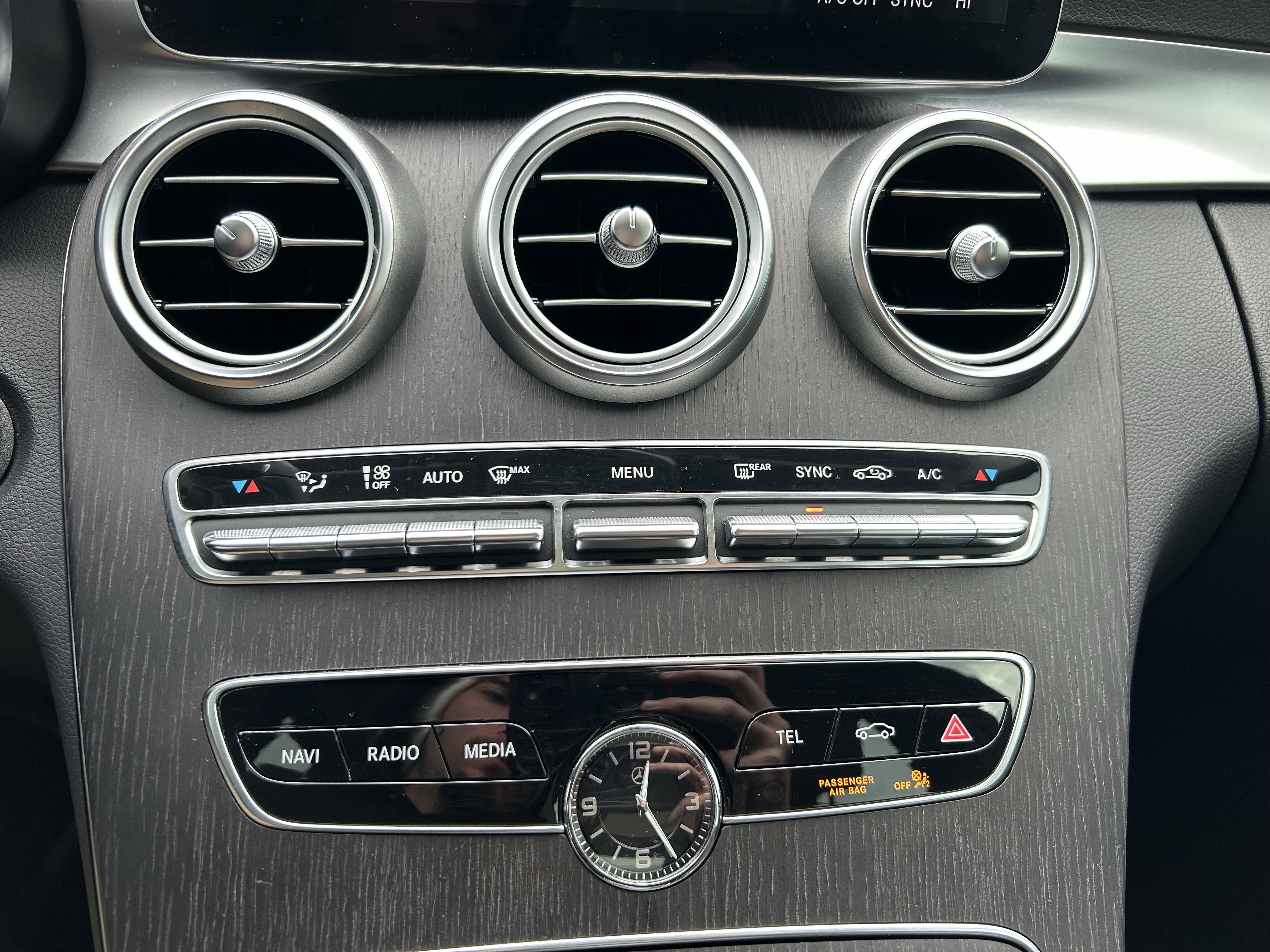 Used 2020 Mercedes-Benz C 300 4MATIC Sedan image 14