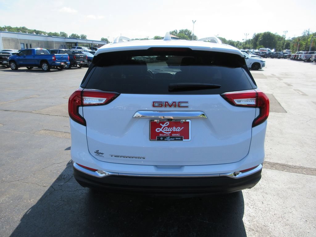 Used 2022 GMC Terrain SLT FWD image 7