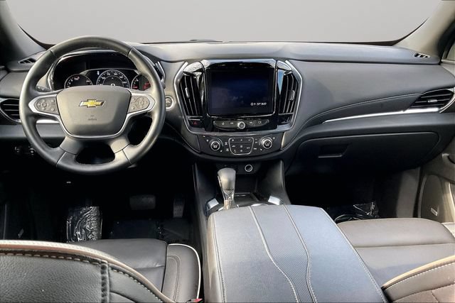Used 2023 Chevrolet Traverse Premier AWD/4WD image 15