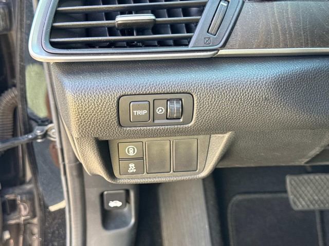 Used 2019 Honda Accord EX image 29