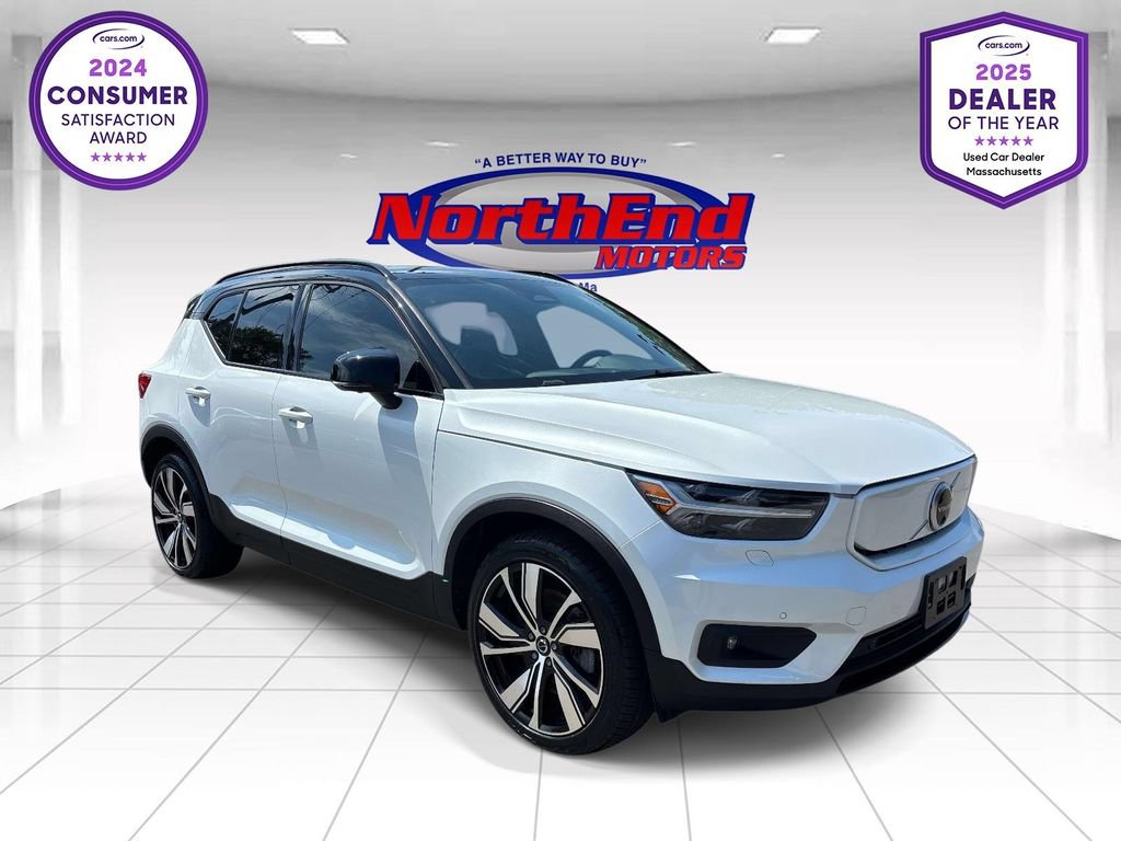 Used 2021 Volvo XC40 P8 Recharge w/ Advanced Package AWD/4WD image 1