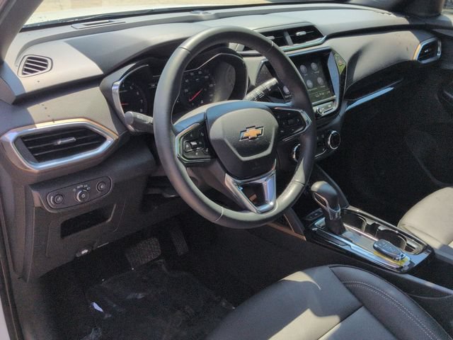 Used 2023 Chevrolet TrailBlazer ACTIV w/ Sun and Liftgate Package AWD/4WD image 12