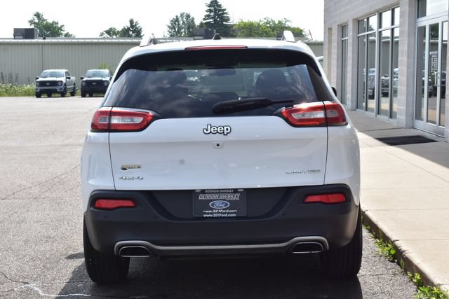 Used 2017 Jeep Cherokee Limited AWD/4WD image 9
