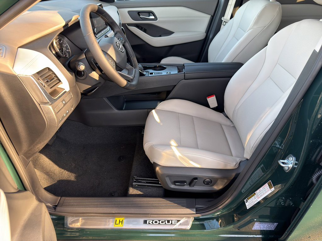 New 2026 Nissan Rogue Dark Armor image 14