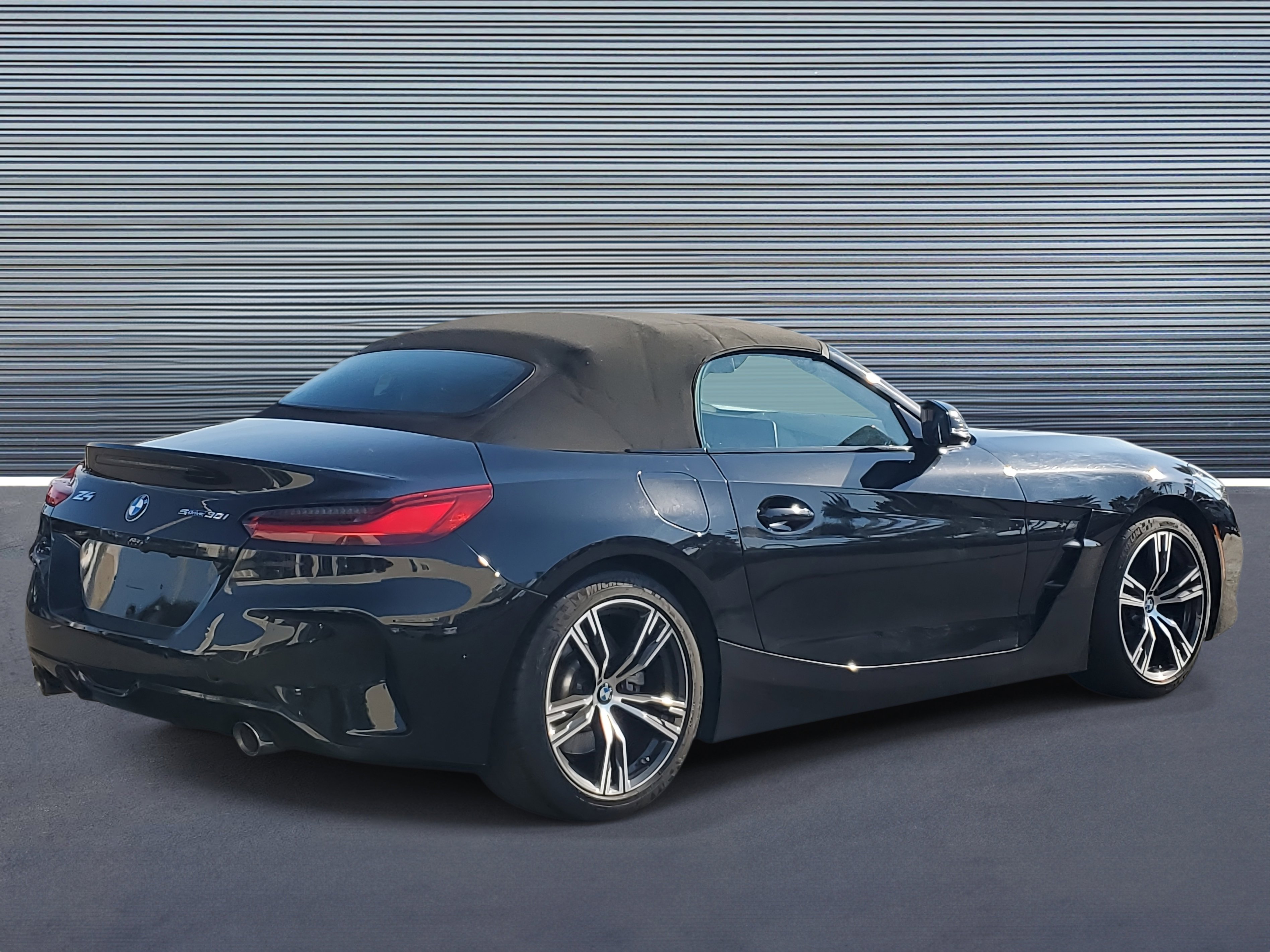Used 2025 BMW Z4 sDrive30i image 3
