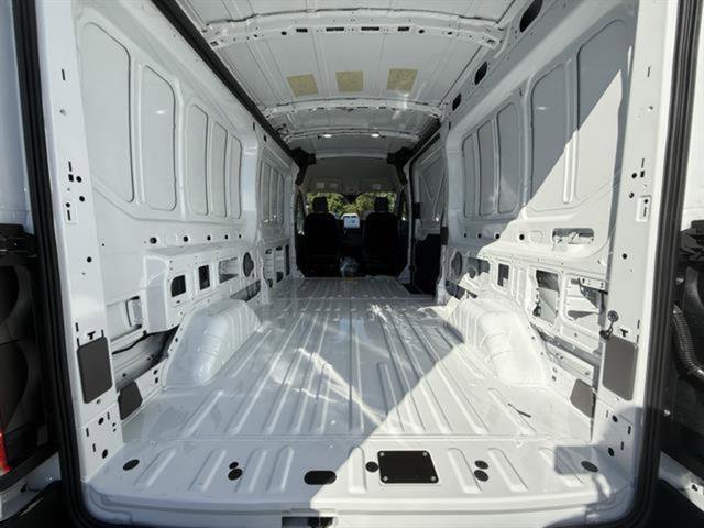 New 2026 Ford Transit 250 148 Medium Roof image 29