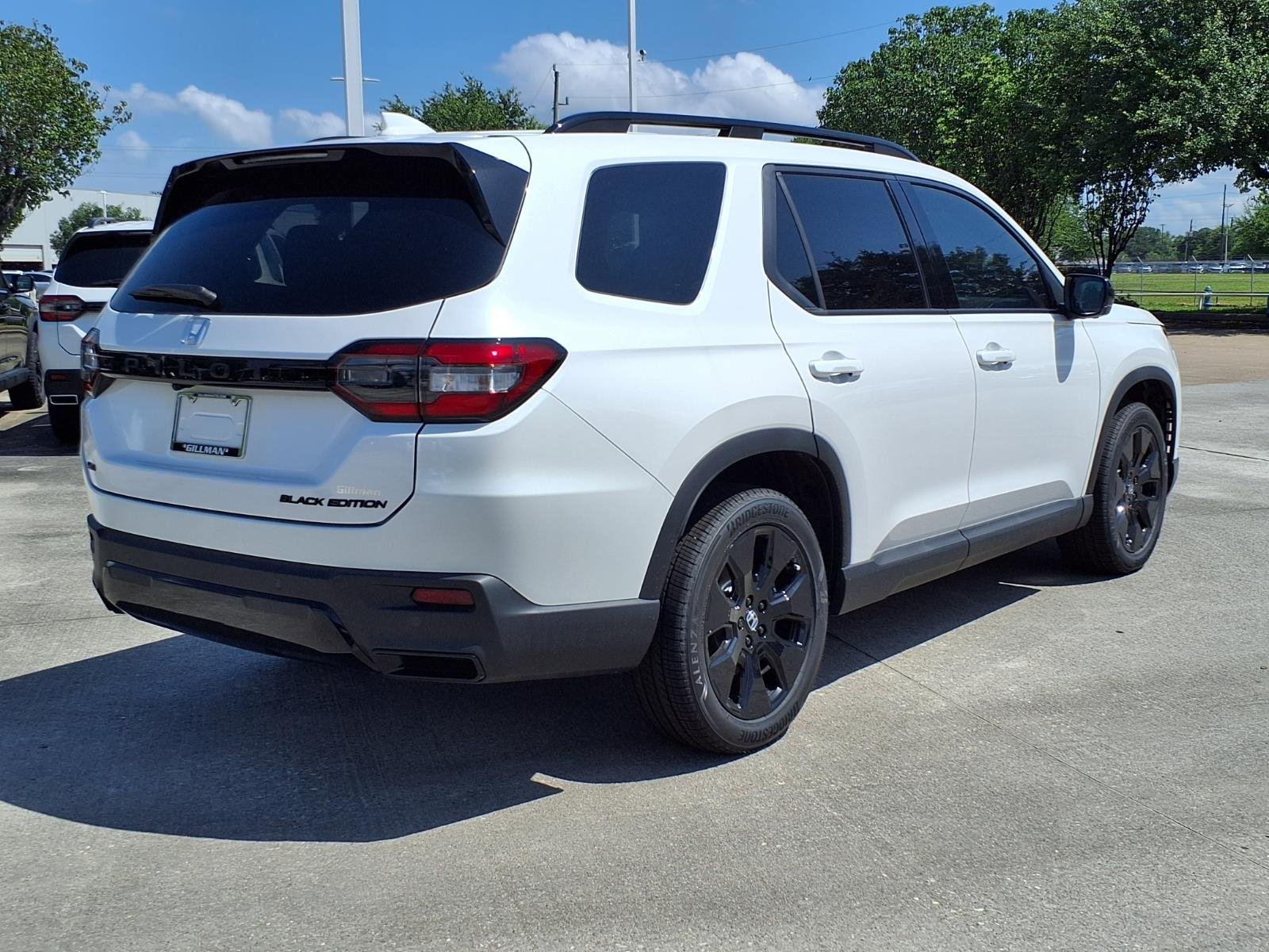 New 2026 Honda Pilot Black Edition image 13