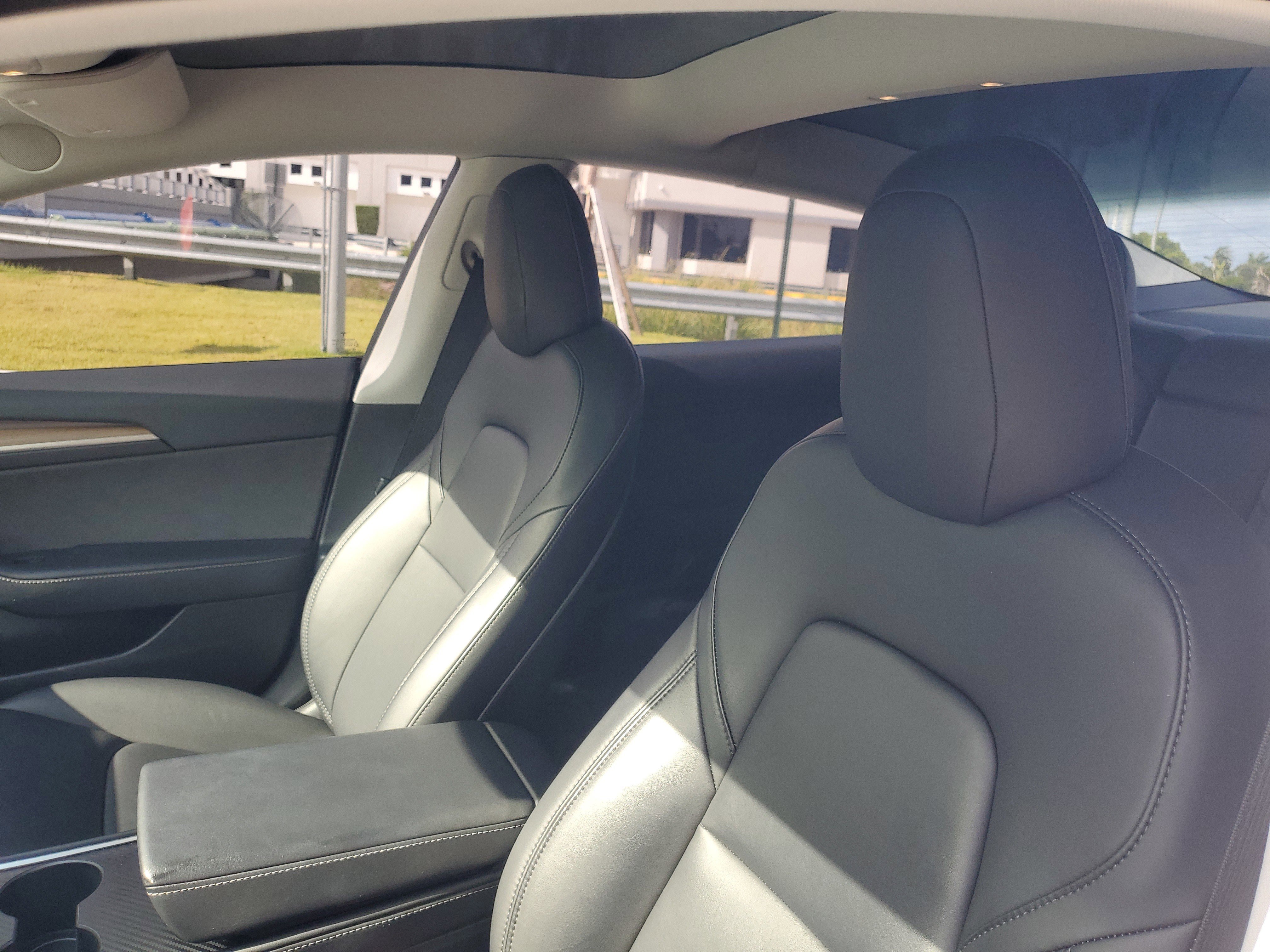 Used 2023 Tesla Model 3 Standard Range image 17