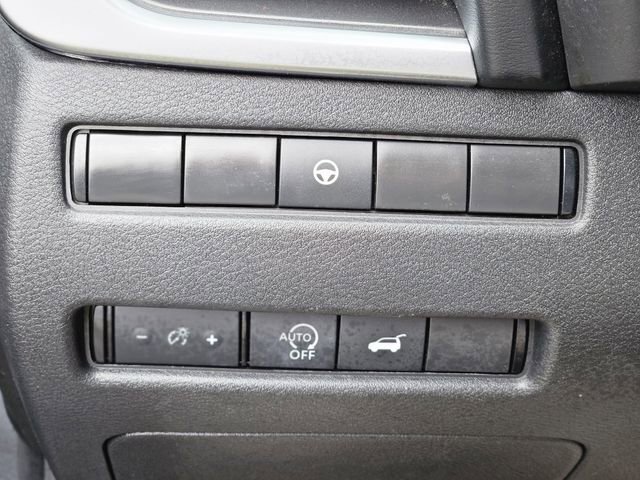 Certified 2024 Nissan Rogue SV FWD image 20