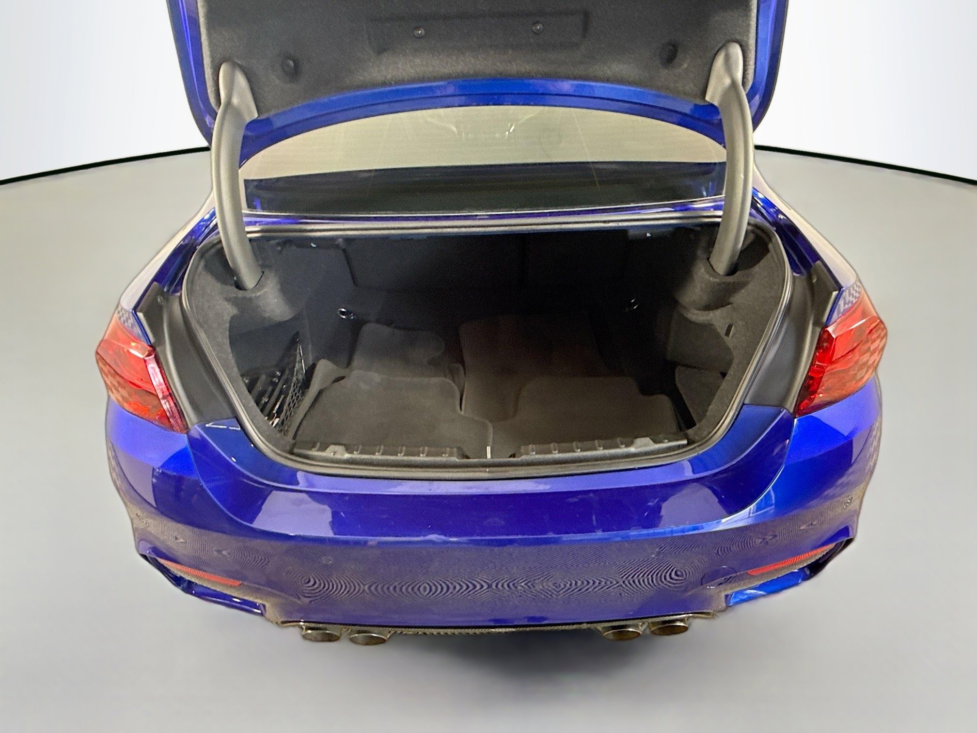 Used 2019 BMW M4 CS w/ Executive Package image 33