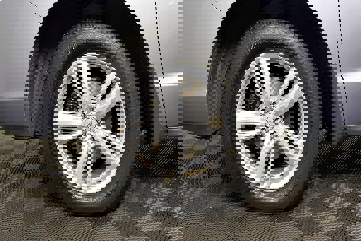 Used 2015 Acura RDX AWD w/ Technology Package image 57