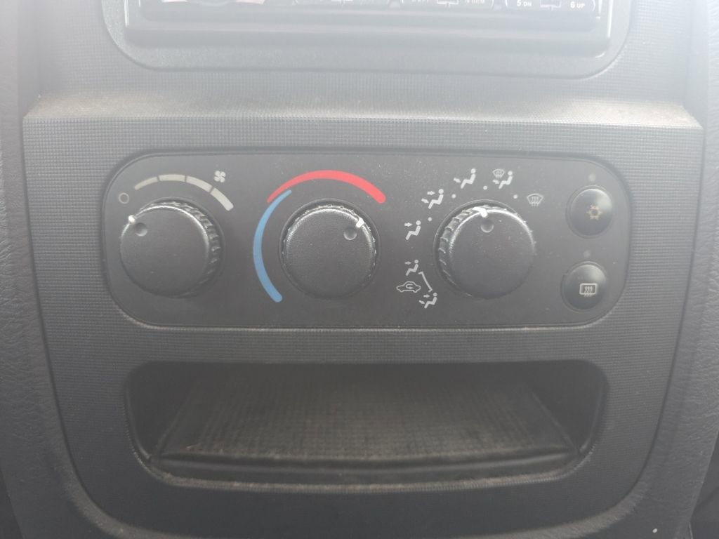 Used 2004 Dodge Ram 1500 Truck SLT w/ Trailer Tow Group image 24