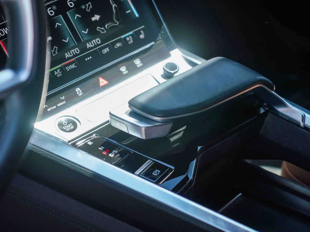 Used 2023 Audi e-tron Premium Plus AWD/4WD image 15